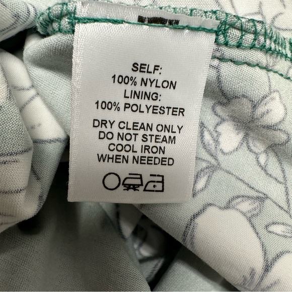 Kiyonna Green Floral Long Sleeve Dress size 1X - Picture 8 of 11